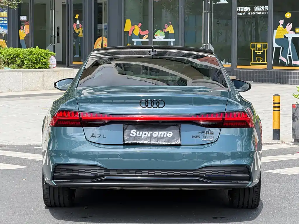 Audi A7L — миниатюра 9