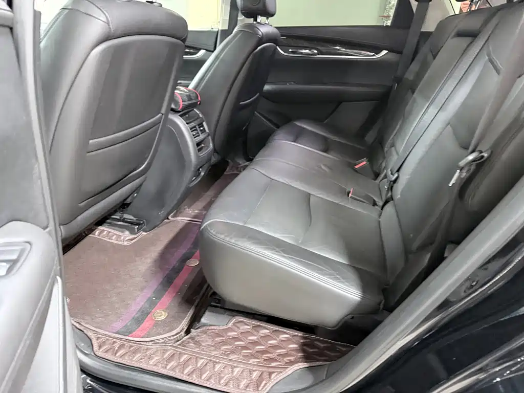 Cadillac XT5 — миниатюра 10