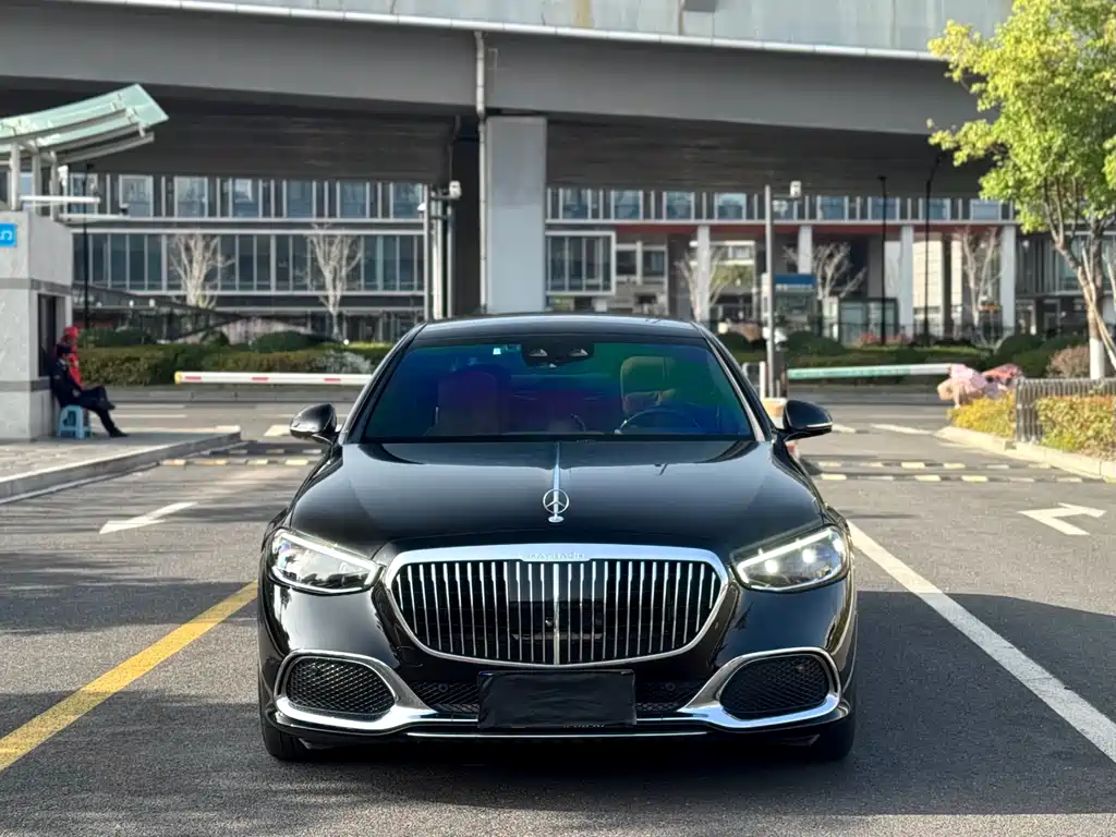 Mercedes-Benz S-Class 2023