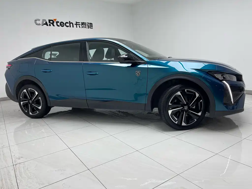 PEUGEOT  408X