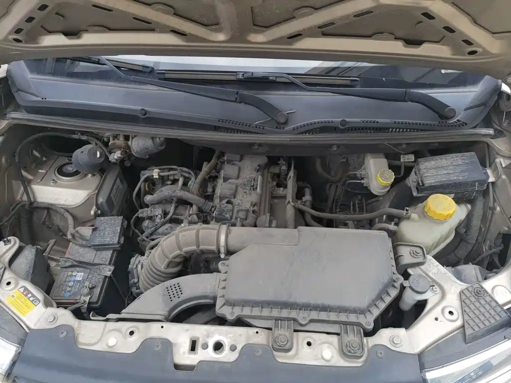 Wuling Hongguang V — миниатюра 21