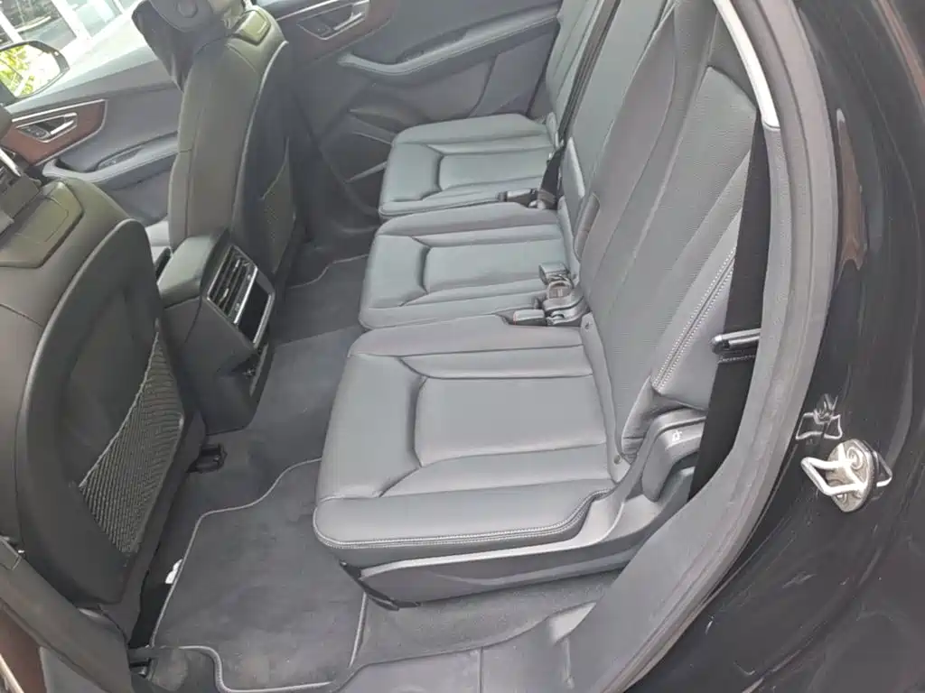 Audi Q7 — миниатюра 17