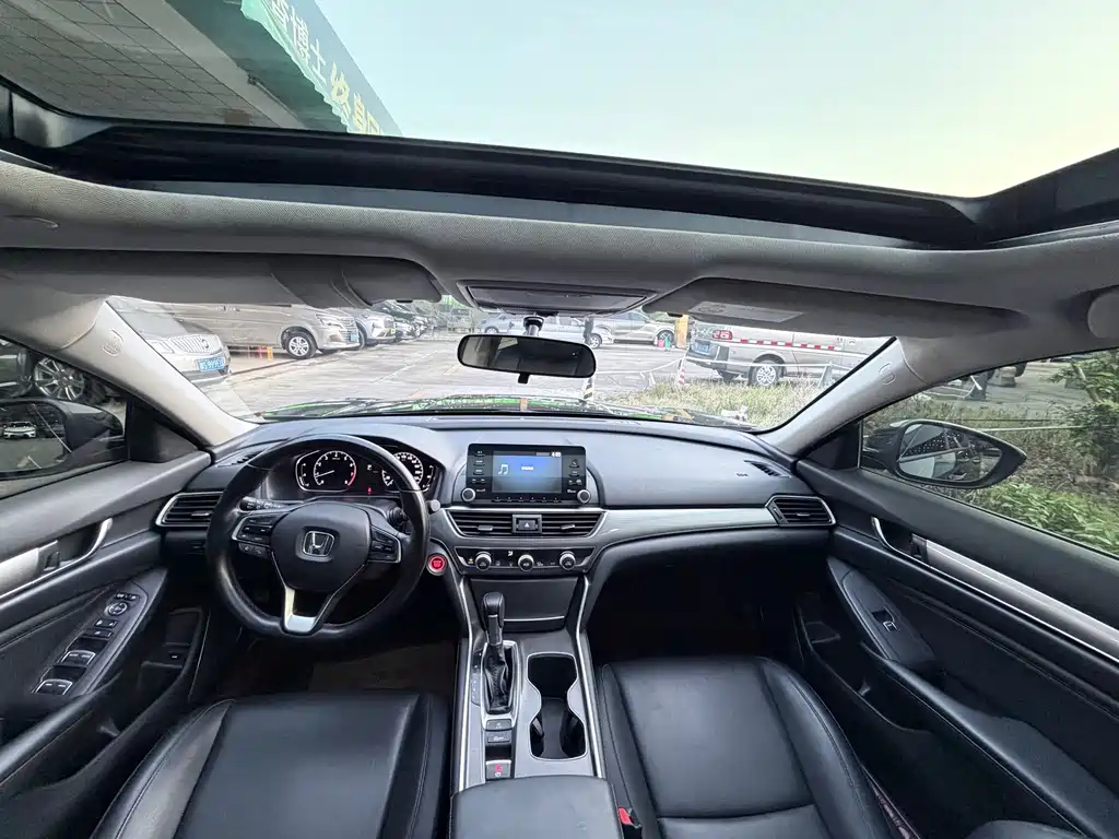 Honda Accord — миниатюра 4