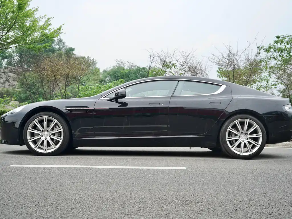 Aston Martin Rapide 2010 6.0L