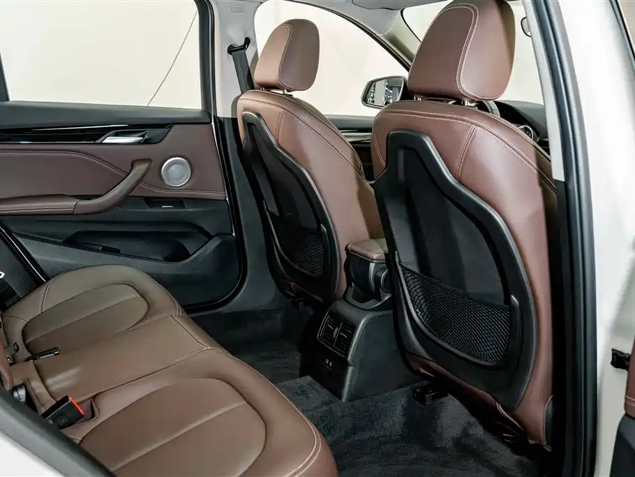 BMW X1 — миниатюра 21
