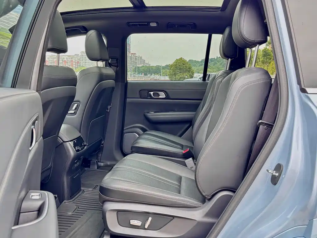 Li Auto Li ONE — миниатюра 11