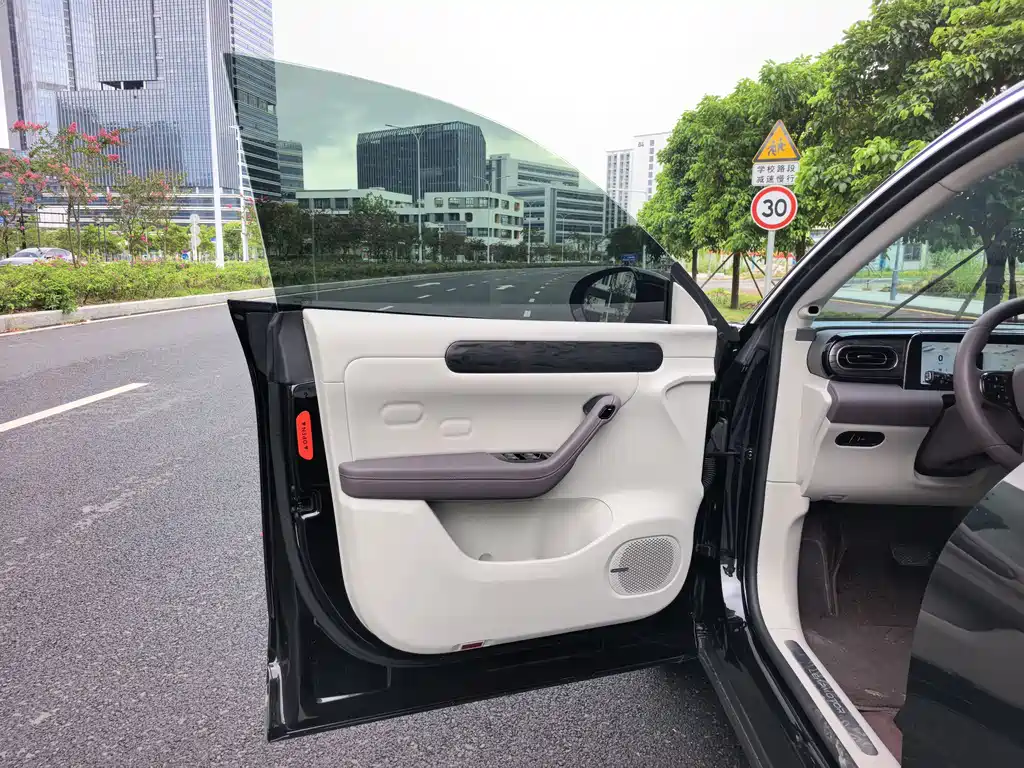 Leapmotor Leapmotor C11 — миниатюра 10