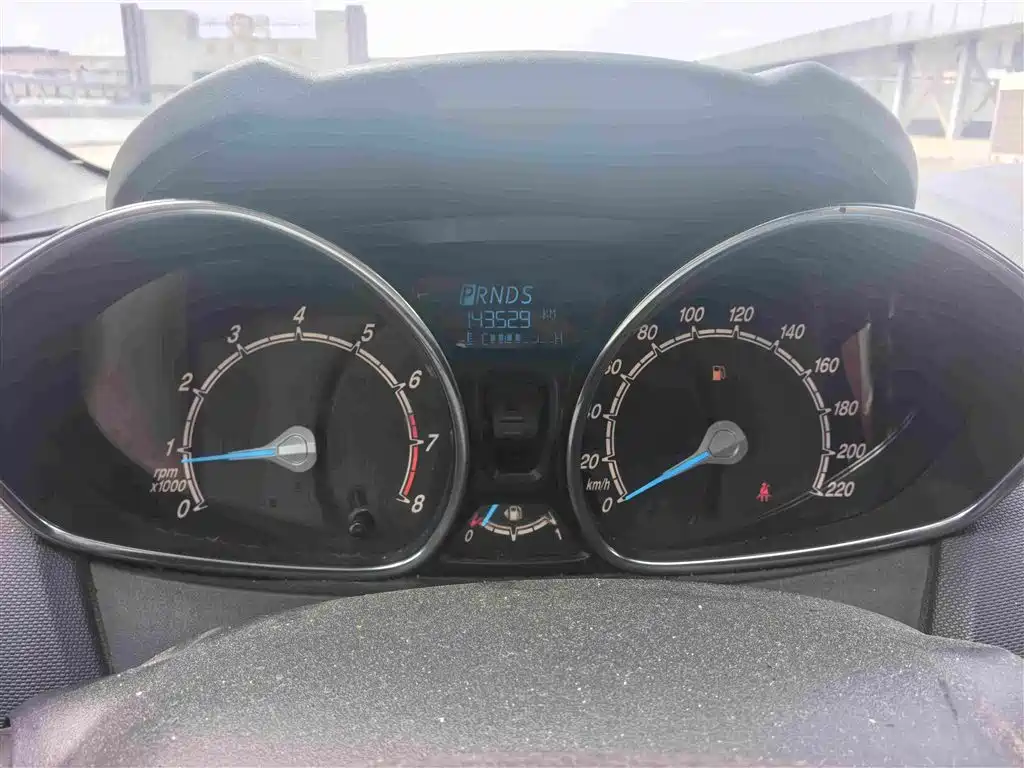Ford Fiesta — миниатюра 10