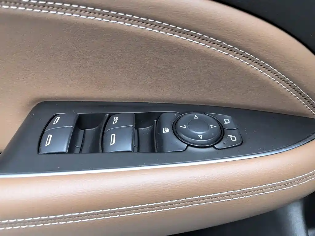 Buick Regal — миниатюра 9