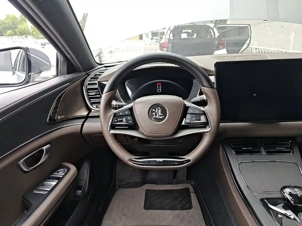BYD Han — миниатюра 11