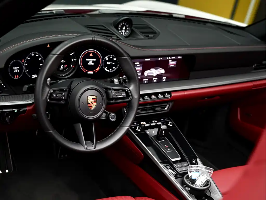 Porsche 911 2022 Carrera Cabriolet 3.0T