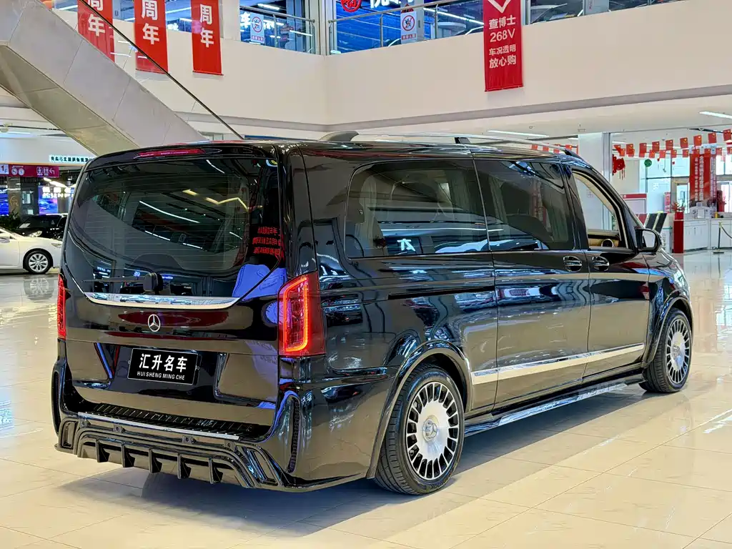 Mercedes-Benz V-Class — миниатюра 20