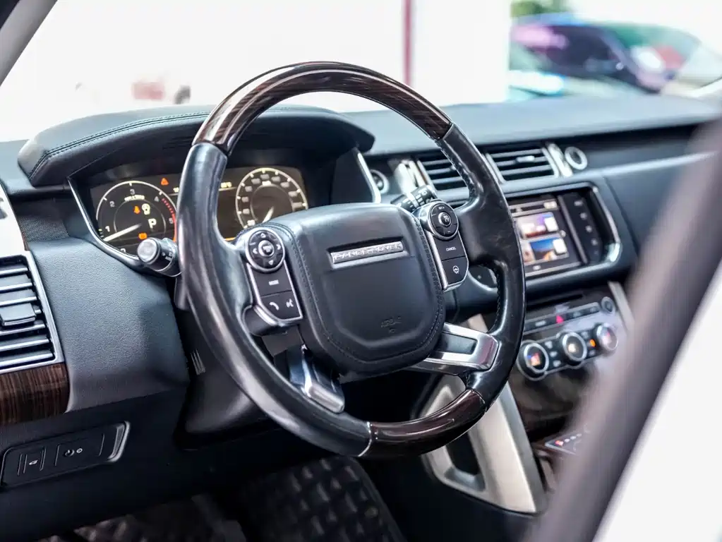 Land Rover Range Rover 2015 3.0 TDV6 Vogue