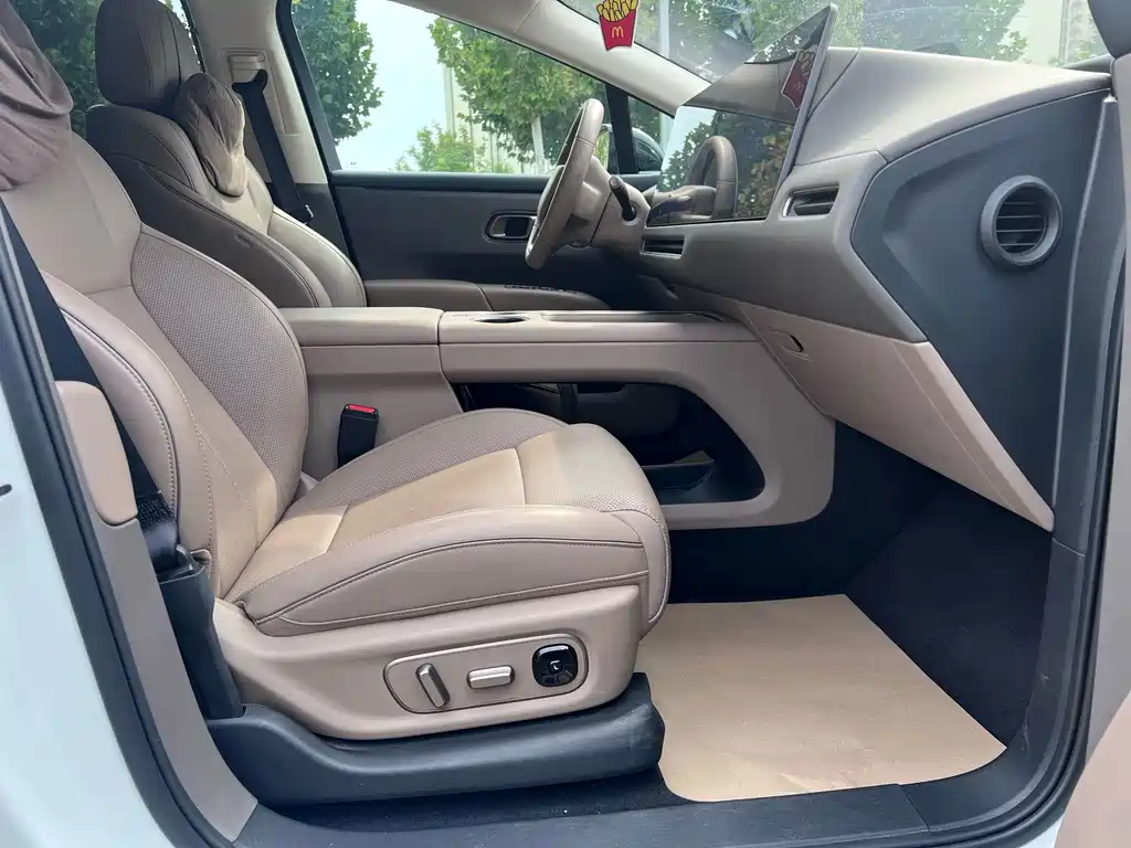 Li Auto Li i8 — миниатюра 8