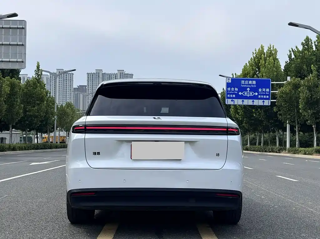 Li Auto Li i8 — миниатюра 18