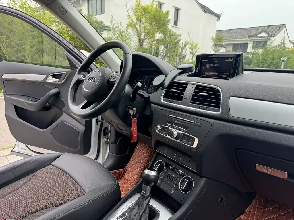 Audi Q3 — миниатюра 8