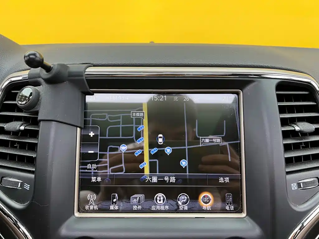 Jeep Grand Cherokee (Import) — миниатюра 29