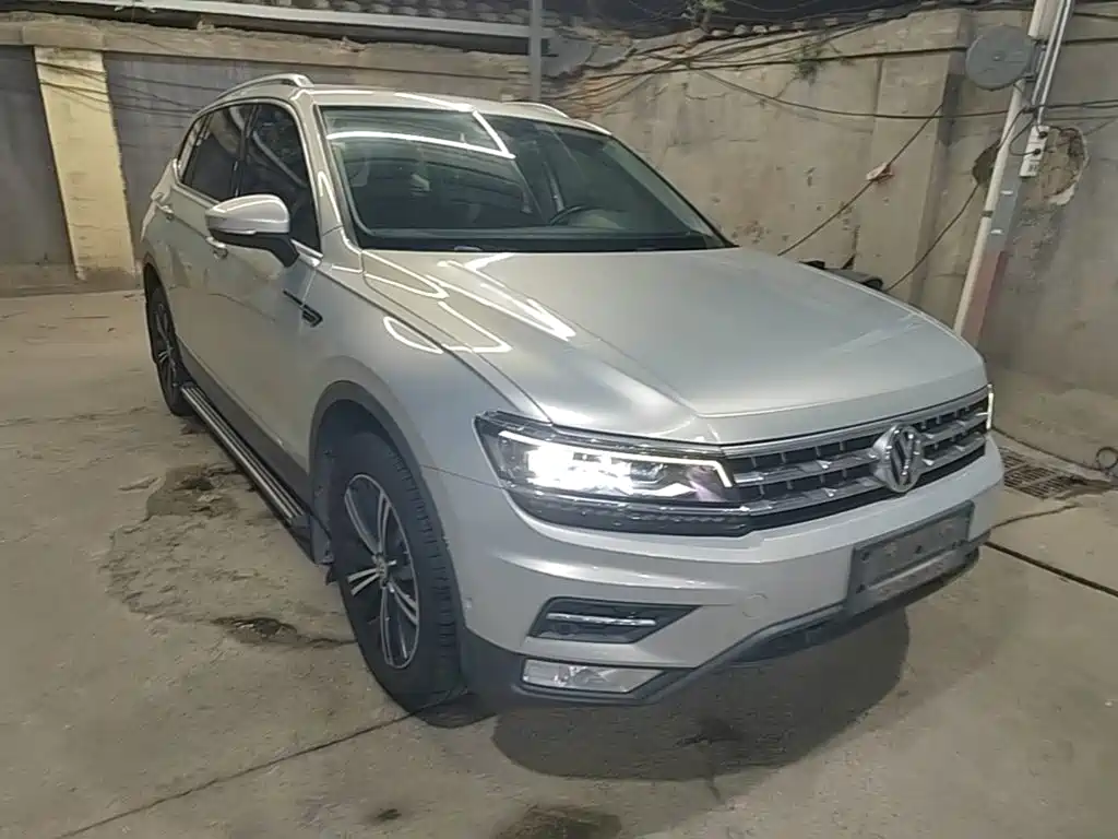 Volkswagen Tiguan L — миниатюра 4