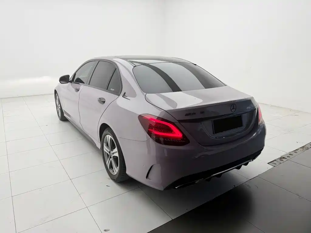 Mercedes-Benz C-Class — миниатюра 7