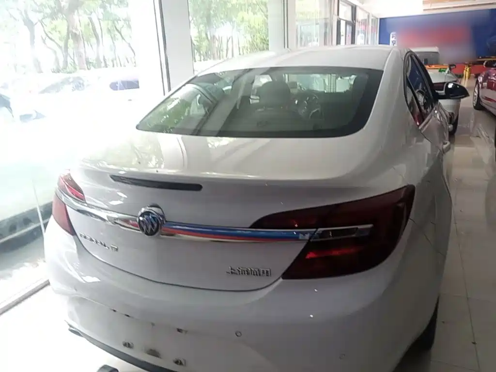 Buick Regal — миниатюра 6