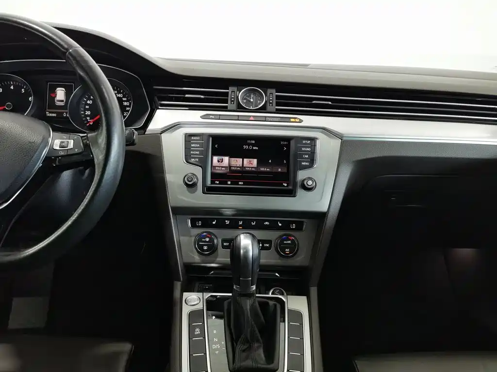 Volkswagen Viloran — миниатюра 12