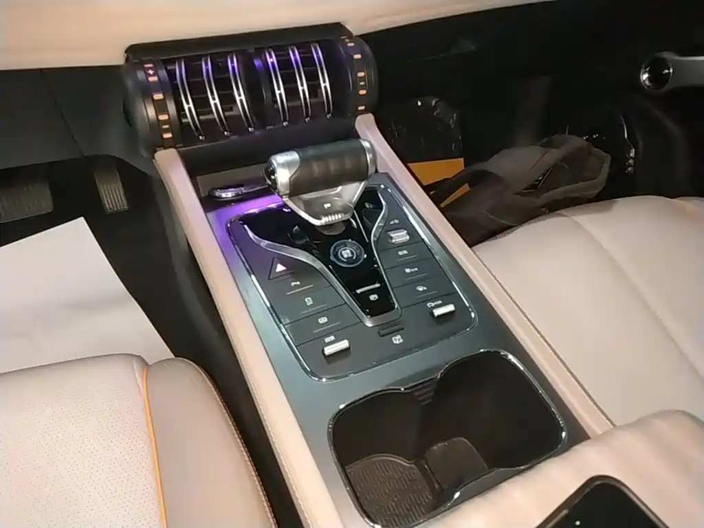 BYD Yuan Plus — миниатюра 14