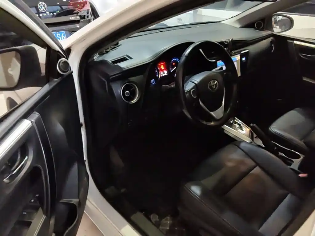 Toyota Corolla — миниатюра 18