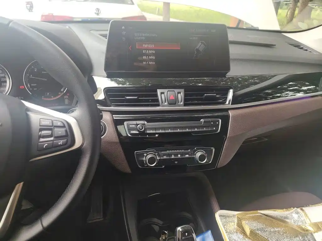 BMW X1 — миниатюра 9