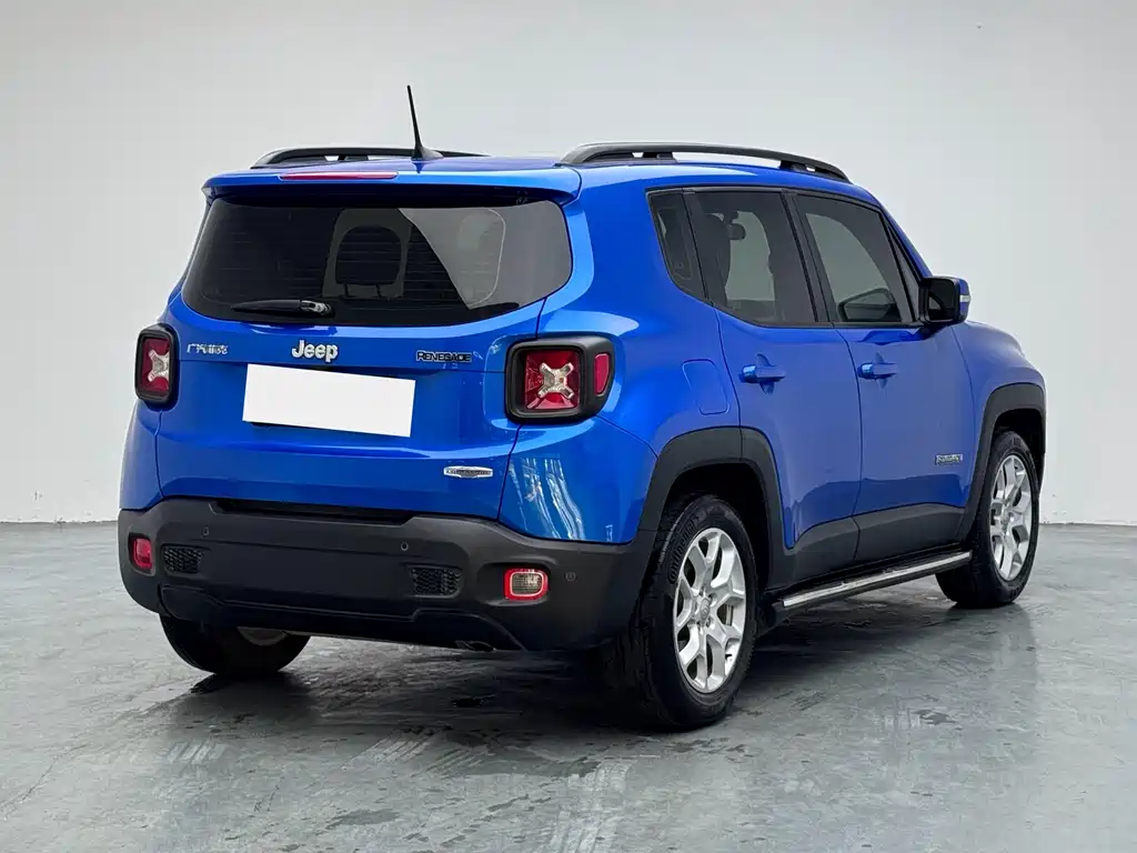 Jeep Renegade — миниатюра 4