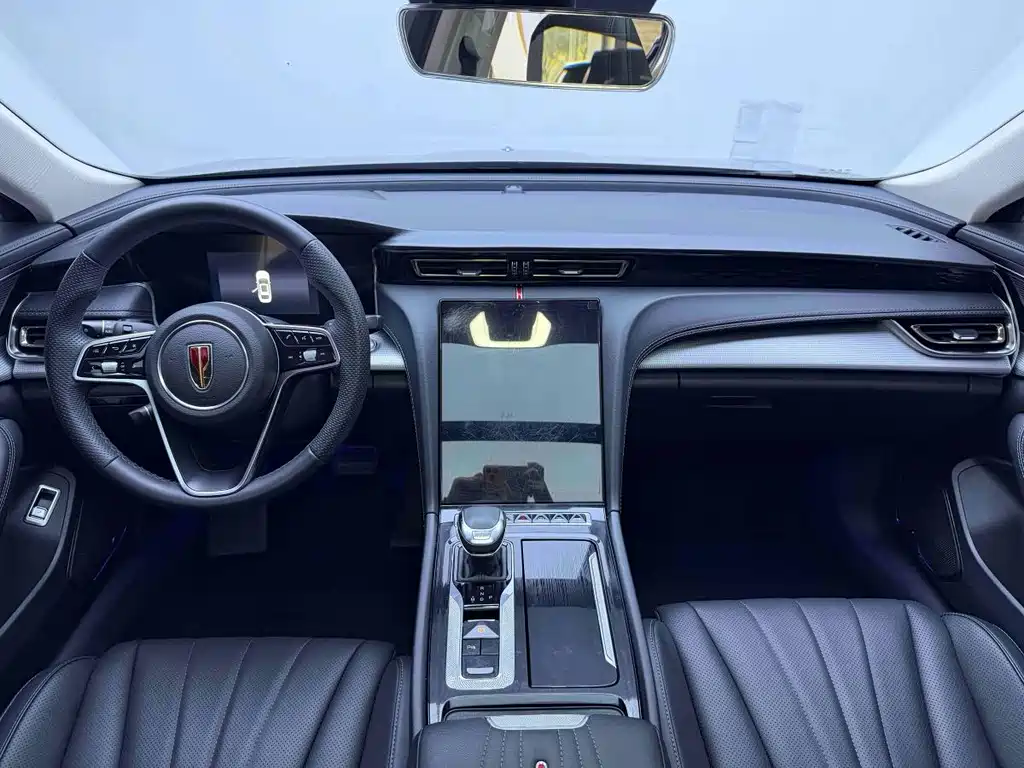 Hongqi Hongqi H5 — миниатюра 13