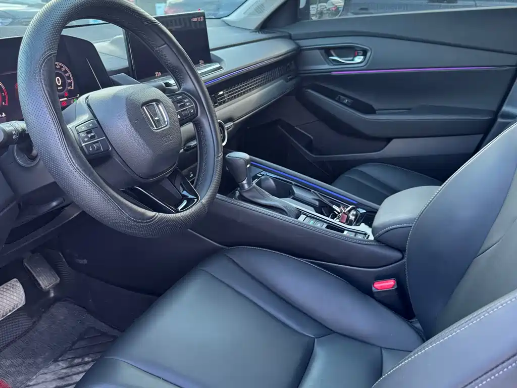 Honda Accord — миниатюра 6