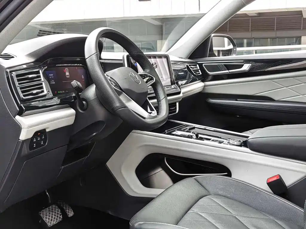Volkswagen Teramont — миниатюра 2