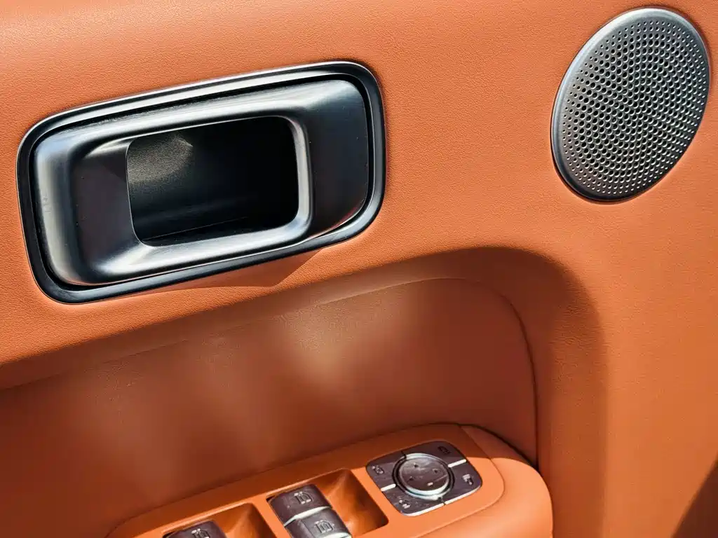 Li Auto Li L8 — миниатюра 8