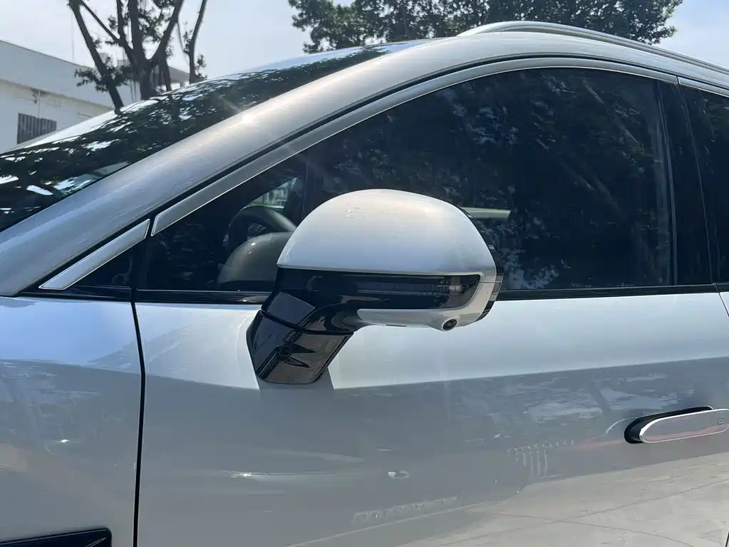 BYD L DM-i — миниатюра 3