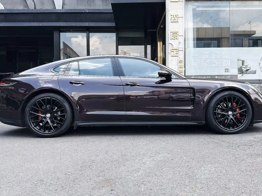 Porsche Panamera — миниатюра 3
