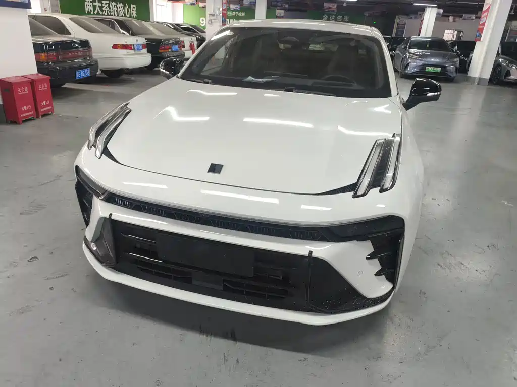 Lynk & Co 03 — миниатюра 3