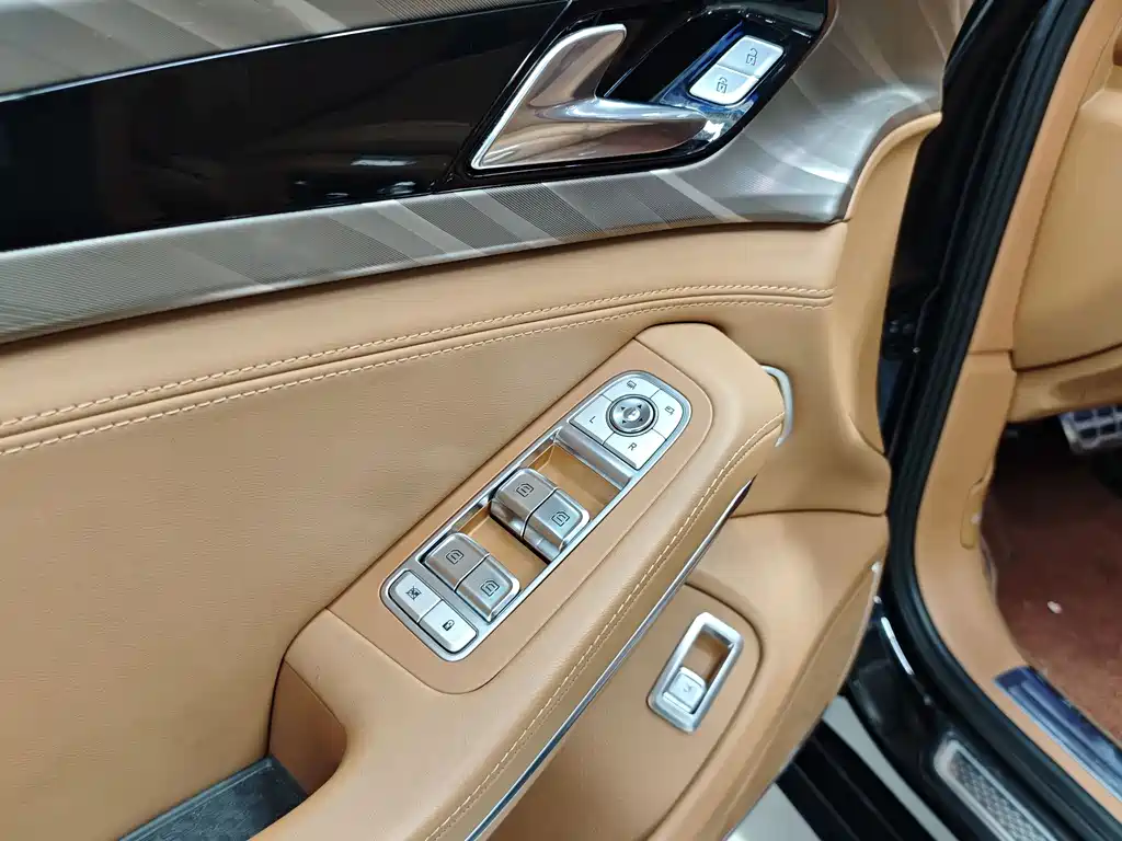 Hongqi Hongqi H9 — миниатюра 15
