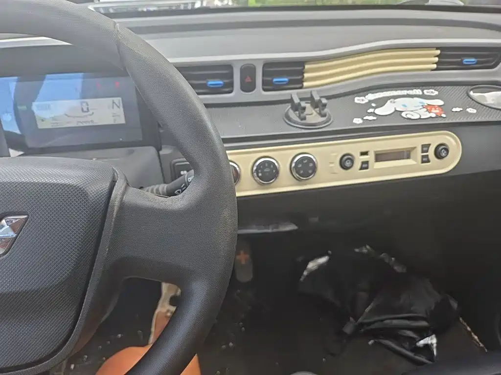 Wuling MINIEV — миниатюра 14
