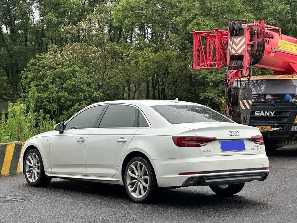 Audi A4L 2018 30 40 TFSI Fashion