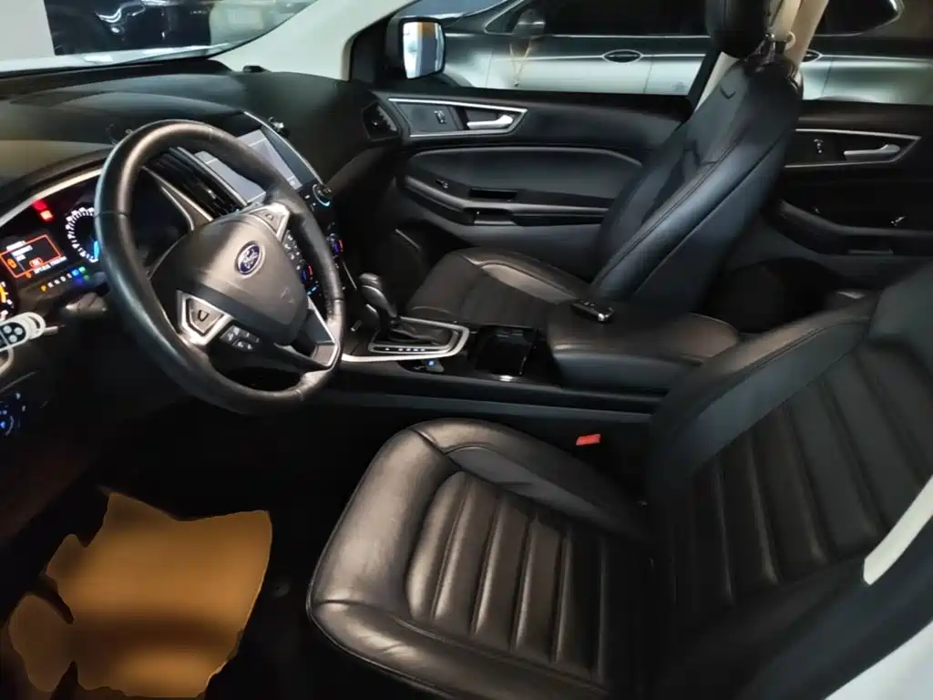Ford Edge — миниатюра 15