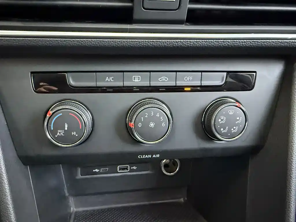 Volkswagen Tiguan L — миниатюра 13