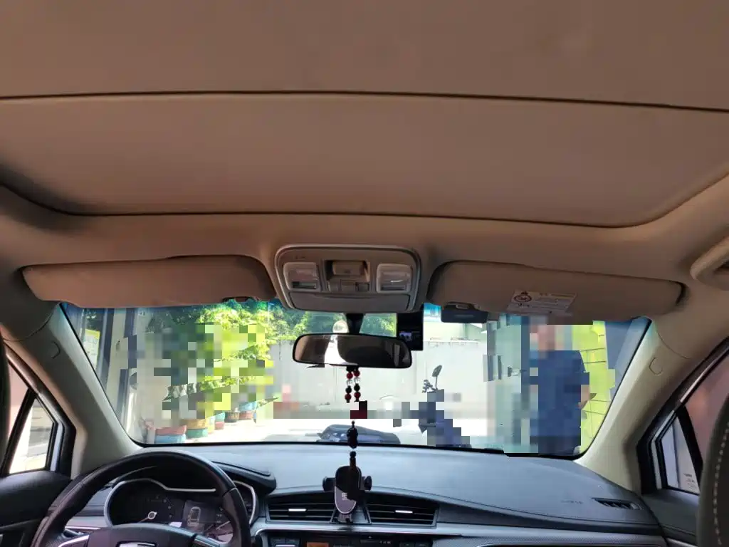 Geely Emgrand GS — миниатюра 9