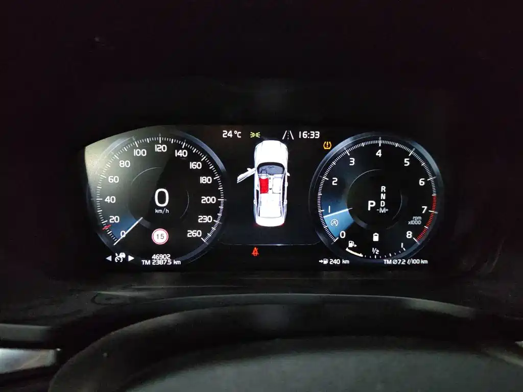 Volvo S60 - фото 8