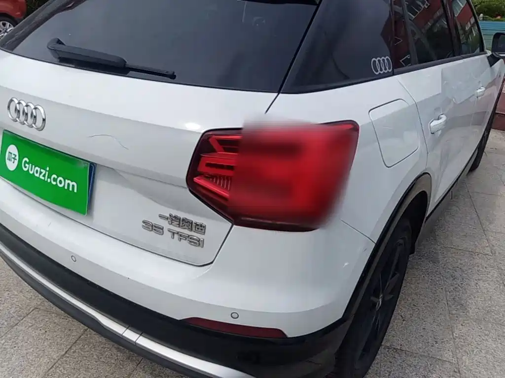 Audi Q2L — миниатюра 8
