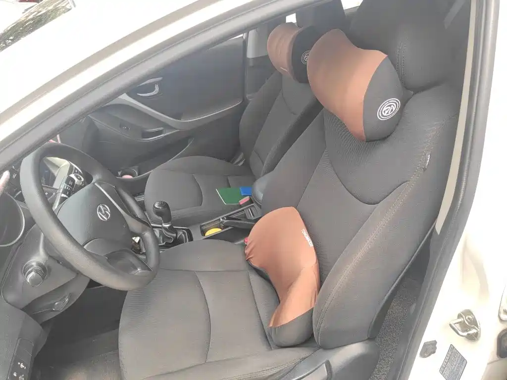 Hyundai Elantra Langdong — миниатюра 12