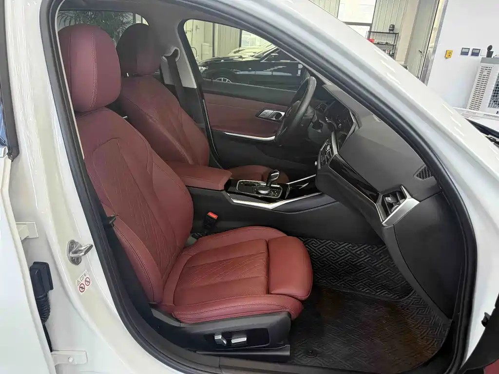 BMW 3 Series — миниатюра 20