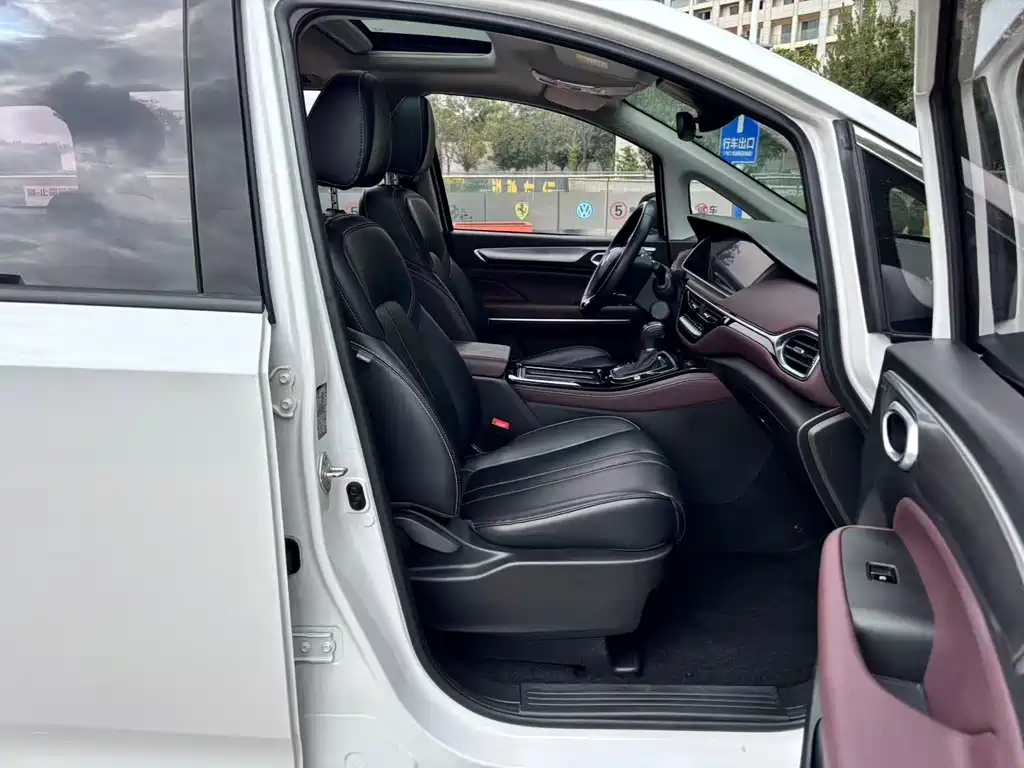 GAC Motor Trumpchi M6 — миниатюра 20