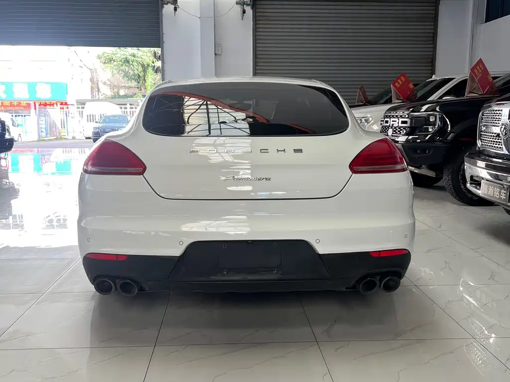 Porsche Panamera — миниатюра 5