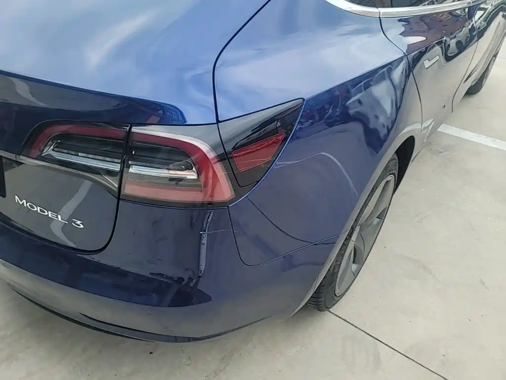 Tesla Model 3 — фотографии объявления, Фото 9
