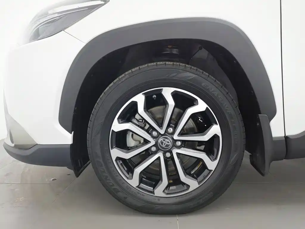 Toyota Frontlander — миниатюра 17